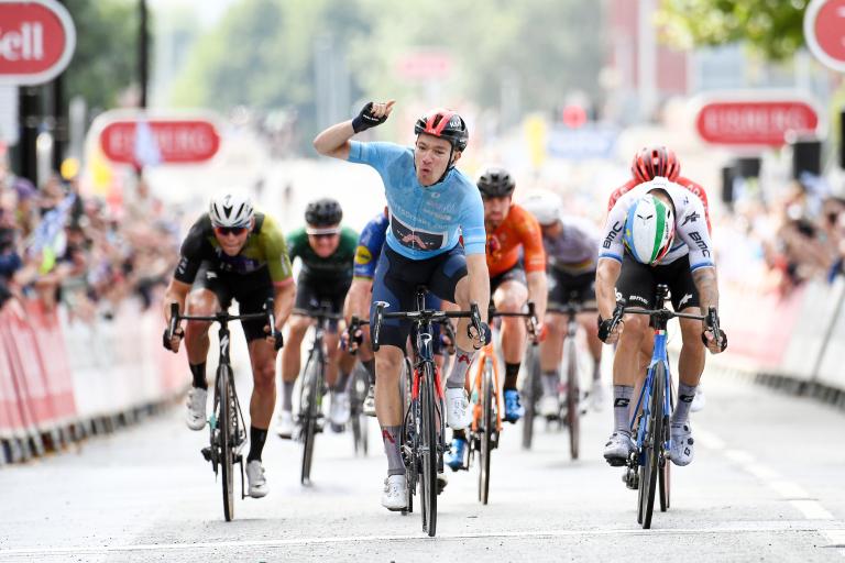 Front photo of the cyclists nearing the finish line