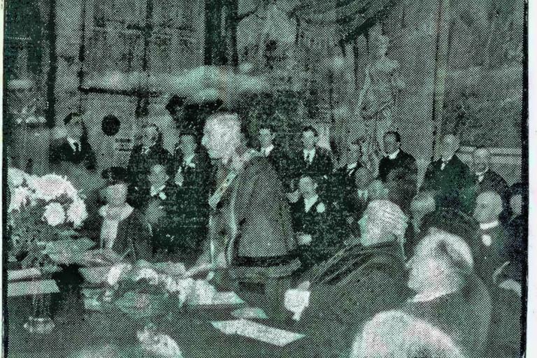 Archive picture of the Mayor's speech at the Council's inauguration day on 9-11.1922
