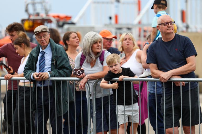 Crowds at the Circuit Race