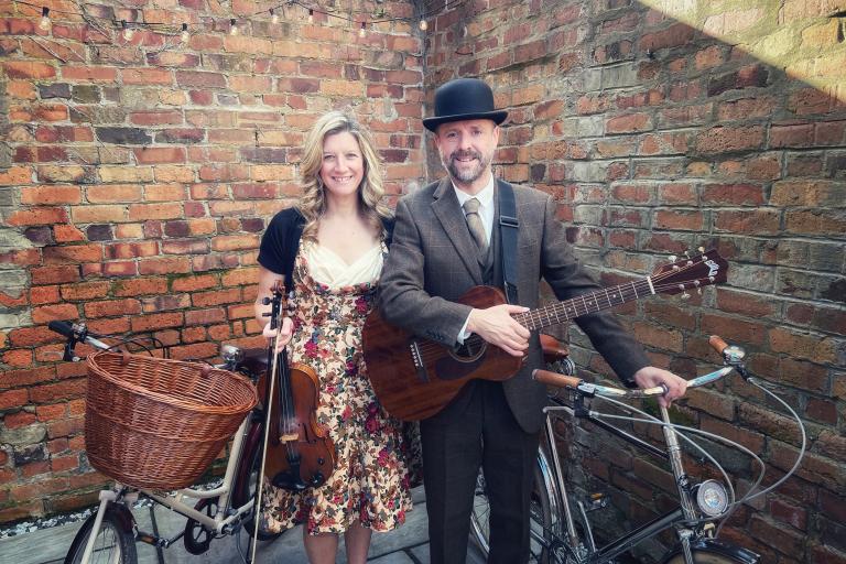 Street performers Mister Keith and Lady Banks