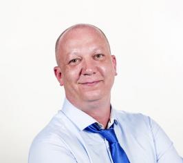 Cllr Lee Holmes