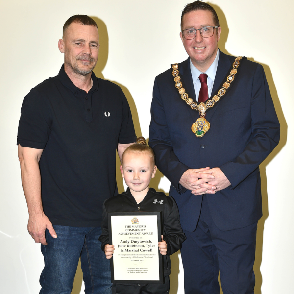 Andy Dmytrowich, Julie Robinson, Tyler and Marshal Cowell with the Mayor